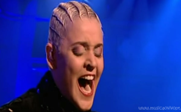 Mariza ao vivo em Londres em 2003