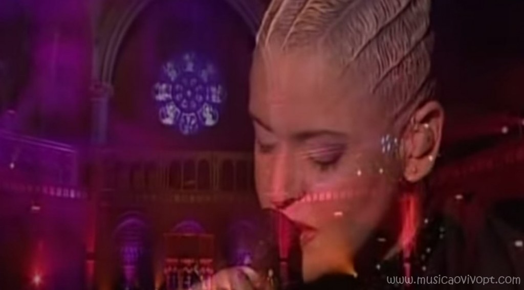 Mariza ao vivo em Londres, Mariza ao vivo, Mariza em Londres