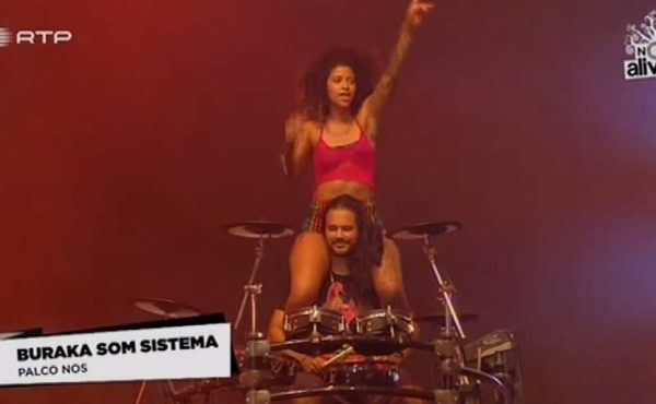 Buraka Som Sistema Live