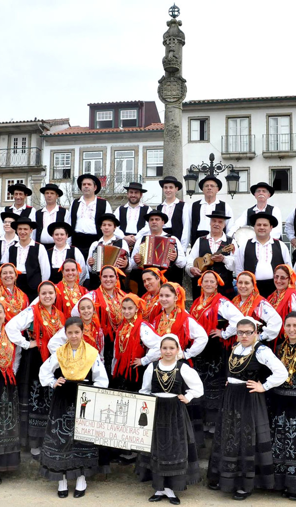 Rancho das Lavradeiras de São Martinho da Gandra, Ranchos do Minho, Ranchos do Alto Minho, Folclore Minhoto, Minho, Musica Popular, Grupos Folclóricos