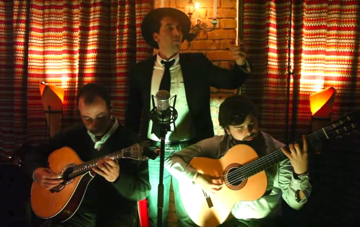 Pestarim, Emanuel Moura, Fadista, Humorista, Fado Humoristico, Contatos, Fadistas, Fado do Pestarim, Fado Trigueirinha, Fados Humoristicos