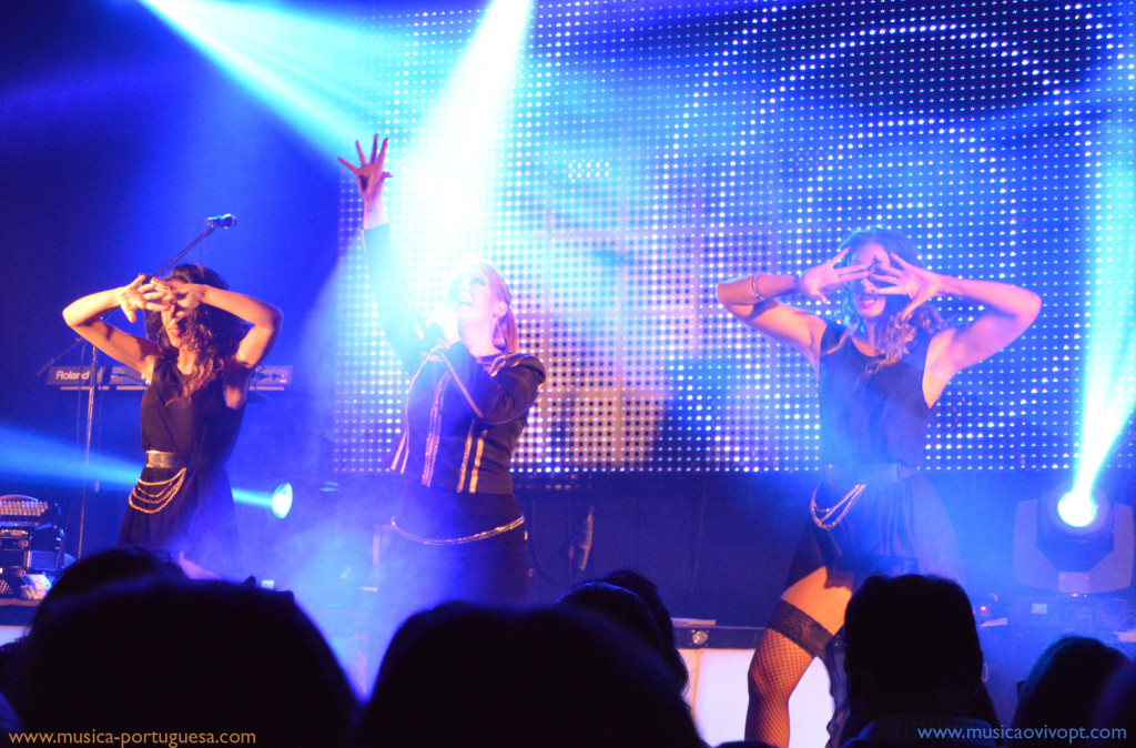 Rebeca, Rebeca ao vivo, cantora Rebeca, Artista Rebeca, Contactos da Rebeca, Artistas, musica portuguesa, artistas