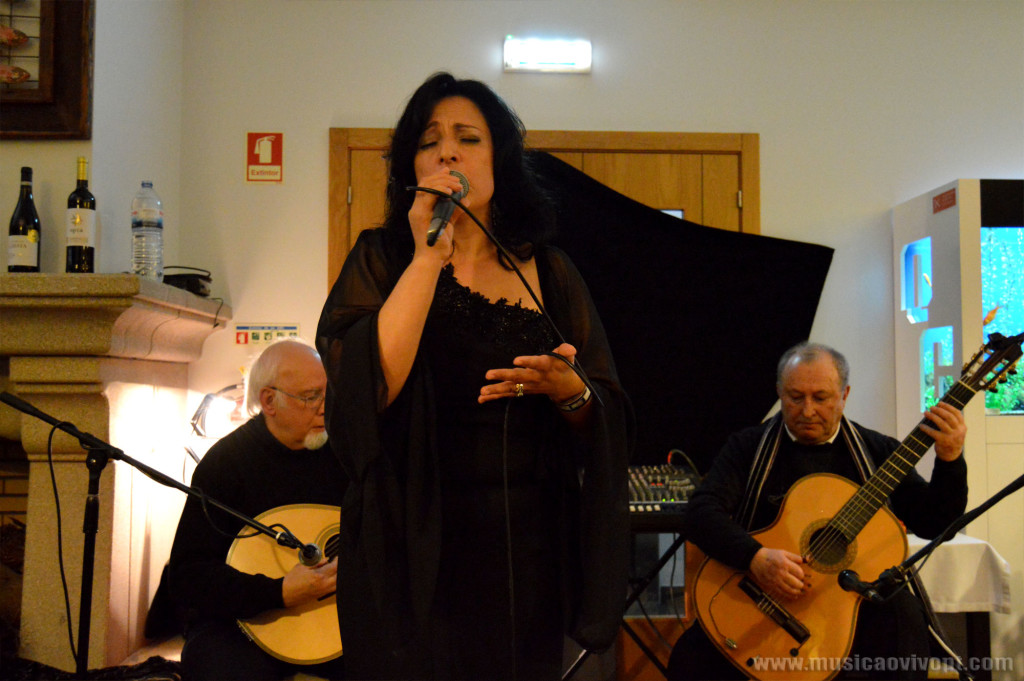 Alexandra Monteiro, Fadista, Fadistas, Noites de fados, Fadista Alexandra Monteiro