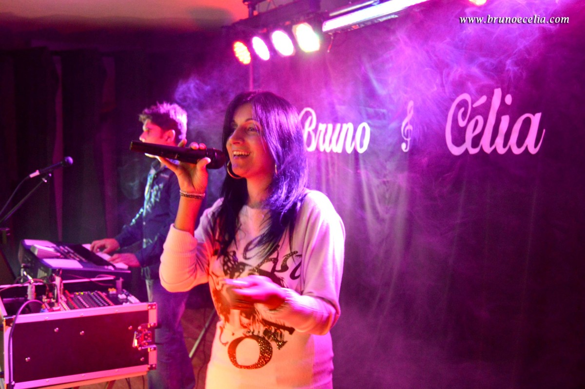 Bruno e Célia, Duos musicais, duo, trio, grupo, grupo musical, festaas, bandas, teclistas, organistas, cantoras, arraial, organistas