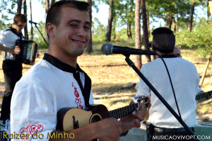 Grupo de musica popular, Grupos de concertinas, grupos de desgarradas, musica popular, musica popular portuguesa, desgarrada, concertina, Raízes do Minho