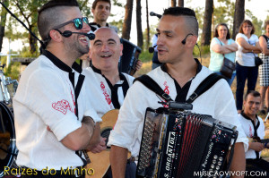 Grupo de musica popular, Grupos de concertinas, grupos de desgarradas, musica popular, musica popular portuguesa, desgarrada, concertina, Raízes do Minho