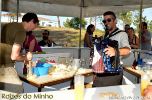 Grupo de musica popular, Grupos de concertinas, grupos de desgarradas, musica popular, musica popular portuguesa, desgarrada, concertina, Raízes do Minho