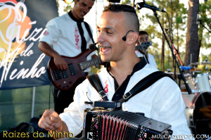 Grupo de musica popular, Grupos de concertinas, grupos de desgarradas, musica popular, musica popular portuguesa, desgarrada, concertina, Raízes do Minho