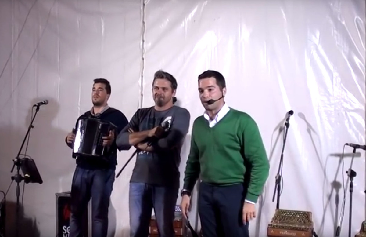 Desgarrada Pi e Jorge, concertinas, musica popular, musicas do Minho, Cantares ao Desafio, Concertinas, musica portuguesa, concertinas, Musica Popular