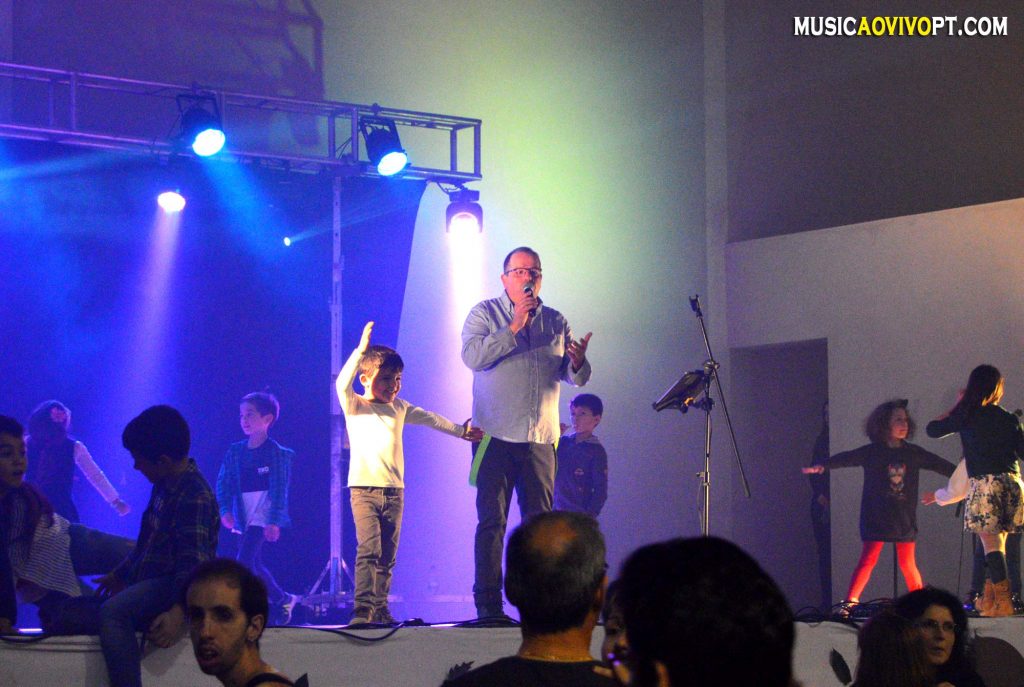 Xico e Zé, Xico à portuguesa, Xico, Chico, Artistas, populares, artista, cantores, popular, artista Xico, Cantores, Musica, ao vivo, bailarinas, artistas, Carriço, Pombal