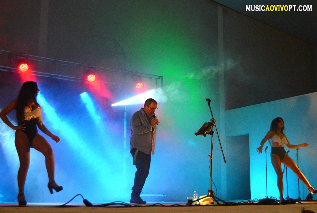 Xico e Zé, Xico à portuguesa, Xico, Chico, Artistas, populares, artista, cantores, popular, artista Xico, Cantores, Musica, ao vivo, bailarinas, artistas, Carriço, Pombal